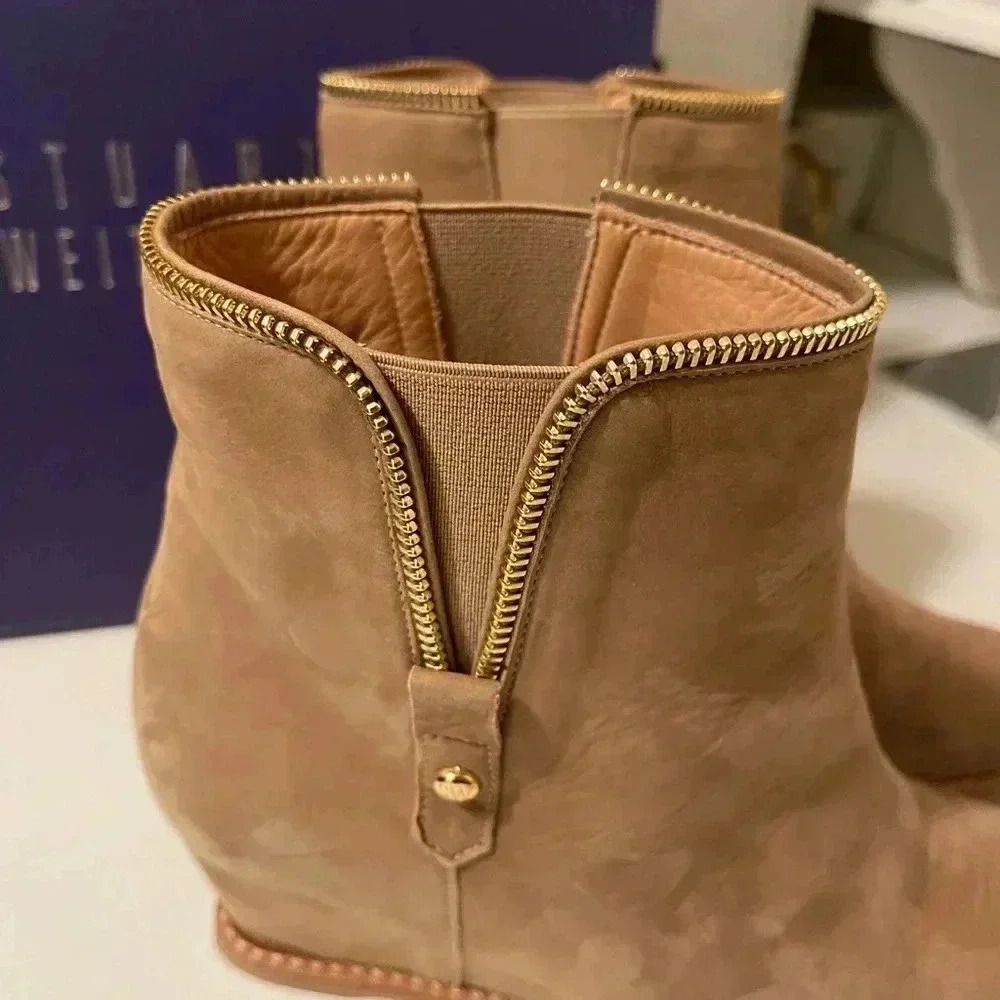 Sturt Weitzman  tan color suede leather booties come with box - Picture 6 of 15
